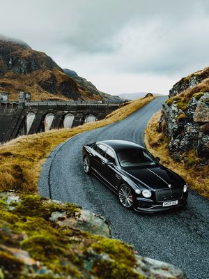 Image post by @bentleymotors on Instagram