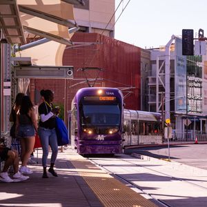 Image post by @valleymetro on Twitter
