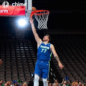 Image post by @dallasmavsshop on Instagram
