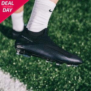 Image post by @soccerdotcom on Instagram