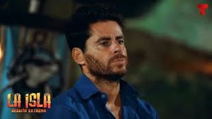 Video post by @telemundo on YouTube
