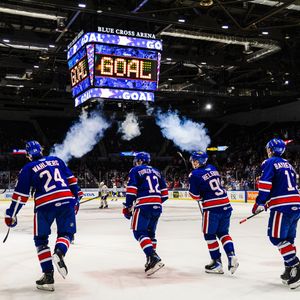 Image post by @amerkshockey on Instagram