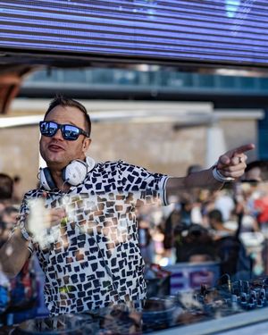 Image post by @marqueelv on Instagram