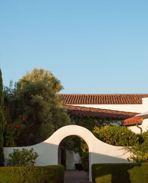 Image post by @ojaivalleyinn on Instagram