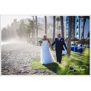 Image post by @gary.tapp.yourweddingmoments on Instagram
