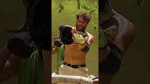 Video post by @telemundo on YouTube