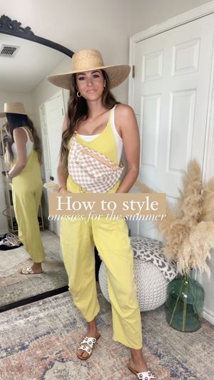 Video post by @sabrinanoellee on Instagram