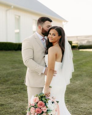 Image post by @finishingtouchtx on Instagram