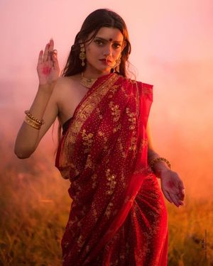 Image post by @tanyasinha_official on Instagram