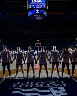 Image post by @hannahallyphoto on Instagram