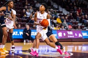 Image post by @cmuwbball on Instagram