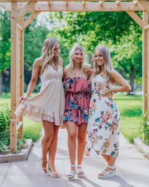 Image post by @shopfillyflair on Instagram