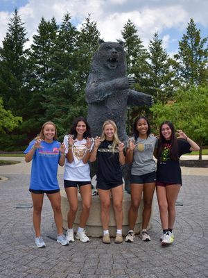 Image post by @oaklandwsoc on Instagram