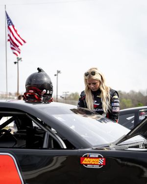 Image post by @laniebuiceracing on Instagram