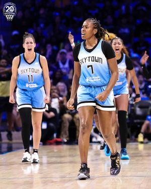 Image post by @chicagosky on Instagram