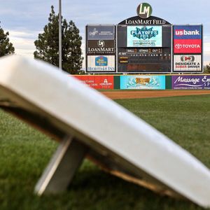Image post by @rcquakes on Instagram