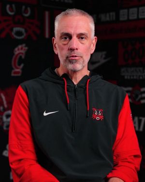 Image post by @gobearcatsbase on Instagram