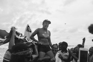 Image post by @Roxy on Twitter
