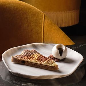 Image post by @bazaarbyjose on Instagram