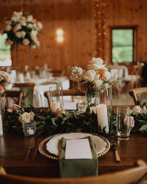 Image post by @honeyandjoyevents on Instagram
