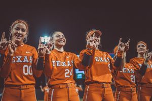 Image post by @texassoftball on Instagram