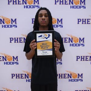 Image post by @phenom_hoops on Instagram