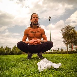 Image post by @soyvikguga on Instagram