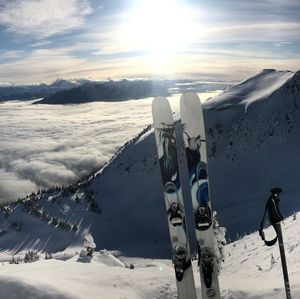 Image post by @j_skis on Instagram