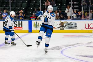 Image post by @ColoradoEagles on Twitter