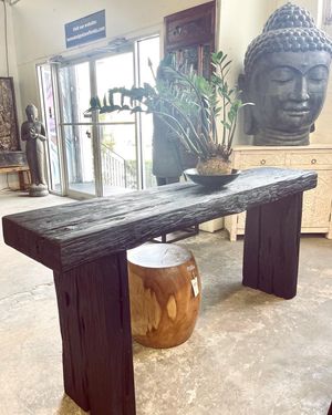 Image post by @homedesignstoremiami on Instagram