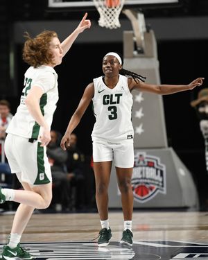 Image post by @charlottewbb on Instagram