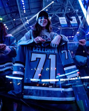 Image post by @SanJoseSharks on Twitter