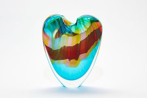 Image post by @londonglassblowing on Instagram