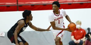 Image post by @SouthoftheLine1 on Twitter