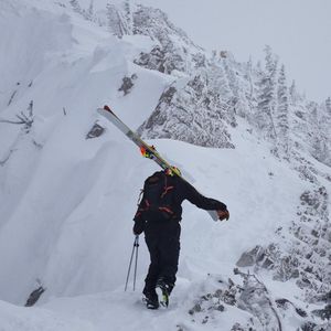 Image post by @j_skis on Instagram