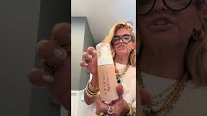 Video post by @shop.with.caroline on YouTube