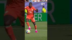 Video post by @FOX Soccer on YouTube