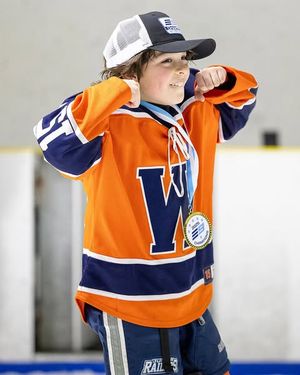 Image post by @e9bhlhockey on Instagram