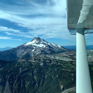 Image post by @foreflight on Instagram