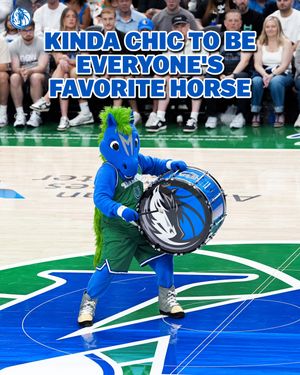 Image post by @mavsoffcourt on Instagram