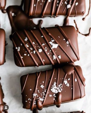 Image post by @brownedbutterblondie on Instagram