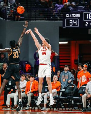 Image post by @clemsonmbb on Instagram