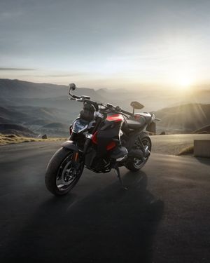 Image post by @bmwmotorradusa on Instagram
