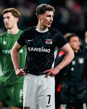 Image post by @azalkmaar on Instagram