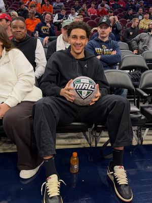 Image post by @macsports on Instagram