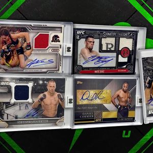 Image post by @Moneyballsportscards on Facebook