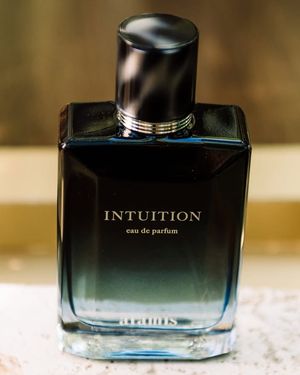 Image post by @Aramis Fragrances on Facebook