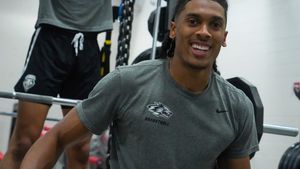 Image post by @unmlobombb on Instagram