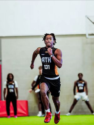 Image post by @collect_evolve on Instagram