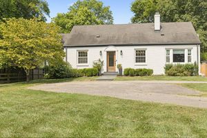 Image post by @samgrayrealestate on Instagram